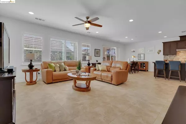 Brentwood, CA 94513,488 Stratford