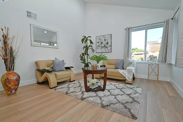 Union City, CA 94587,4594 Ojai Loop