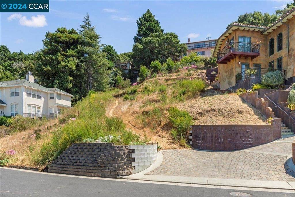 El Cerrito, CA 94530,1550 Regency court