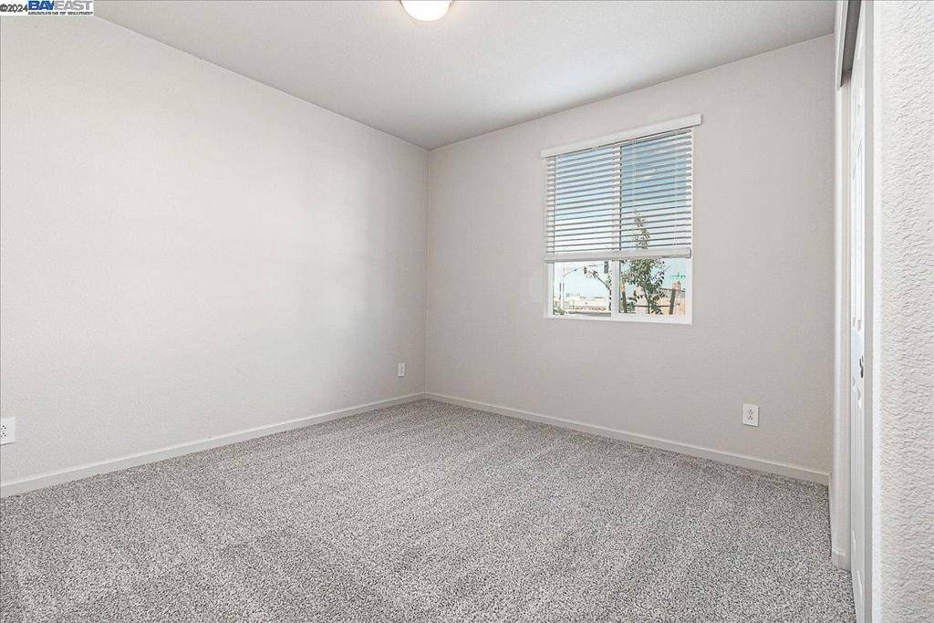 Manteca, CA 95337,2998 Girdwood St
