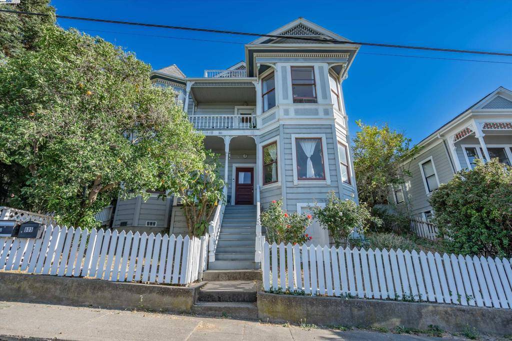 601 Winslow St, Crockett, CA 94525