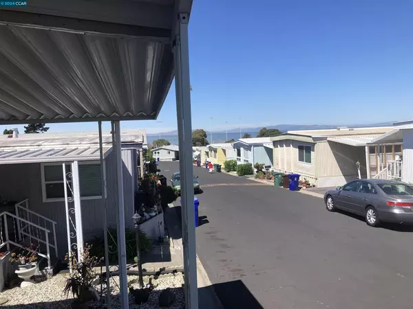 San Pablo, CA 94806,16401 San Pablo Ave