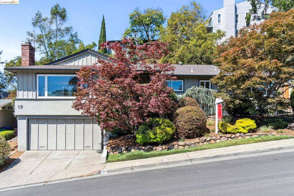 19 Reata Pl, Oakland, CA 94618