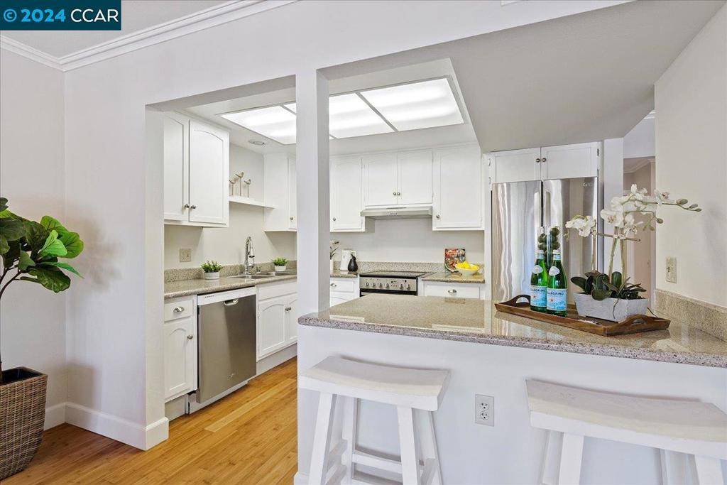 Walnut Creek, CA 94595,1200 Leisure Ln #4