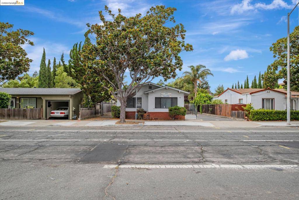 Newark, CA 94560,6275 Thornton AVE