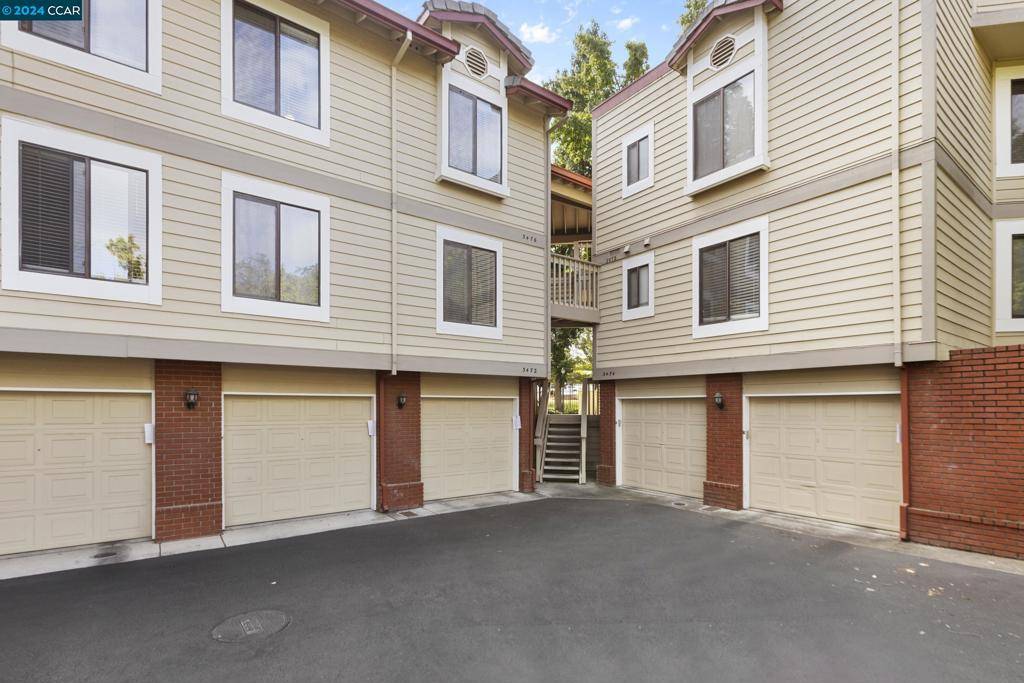 3476 Smoketree Commons Dr,  Pleasanton,  CA 94566
