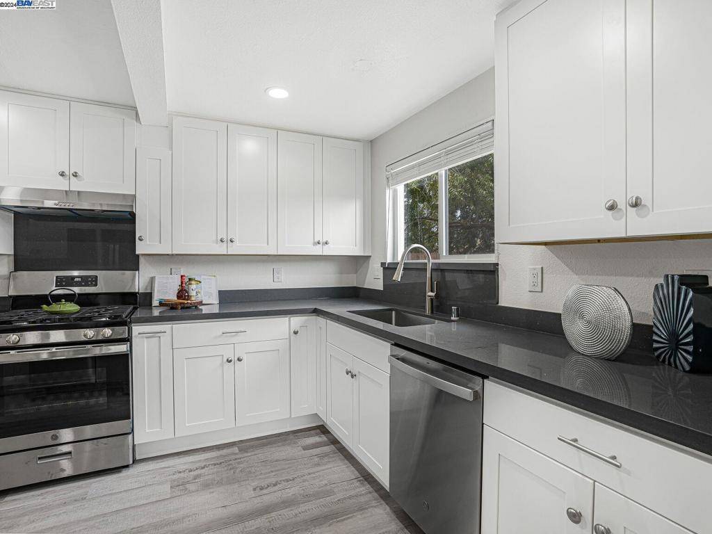 Richmond, CA 94806,4517 Jenkins Way