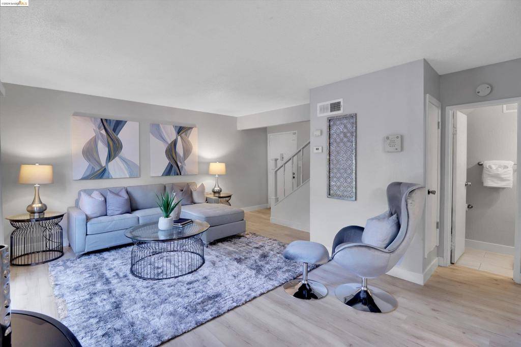 2043 Sierra Rd #3,  Concord,  CA 94518