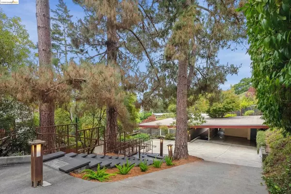 46 Highgate Rd, Kensington, CA 94707