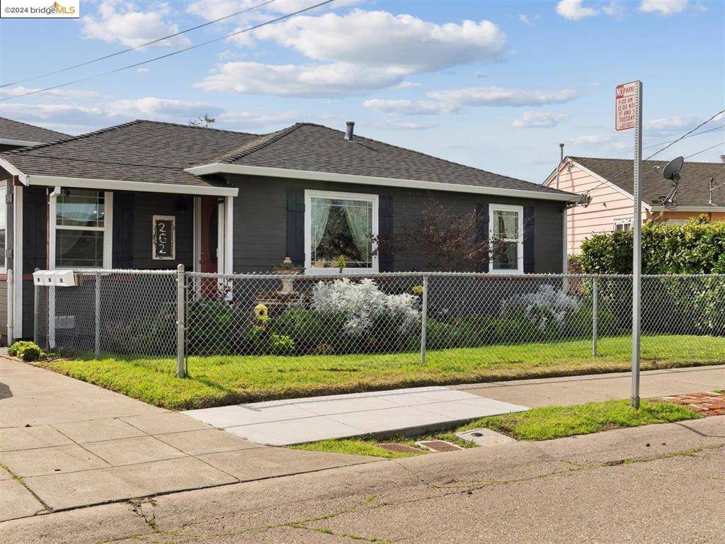 Oakland, CA 94603,262 Fitzpatrick Rd