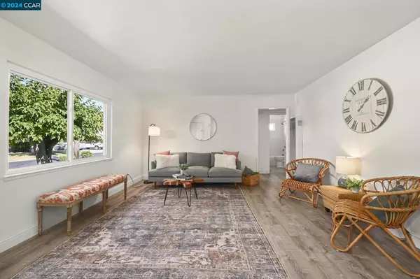 Pleasant Hill, CA 94523,856 Christine Ct