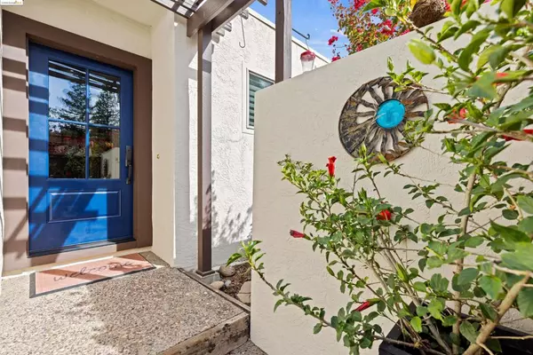 Pleasant Hill, CA 94523,18 Fairway Pl