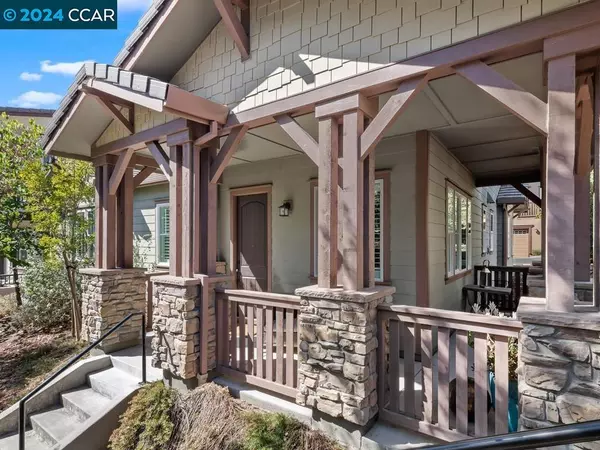 Orinda, CA 94563,51 Persimmon Walk