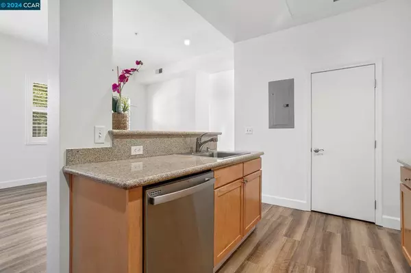 Pittsburg, CA 94565,643 Black Diamond St