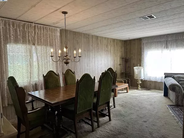 Union City, CA 94587,125 Hana Way