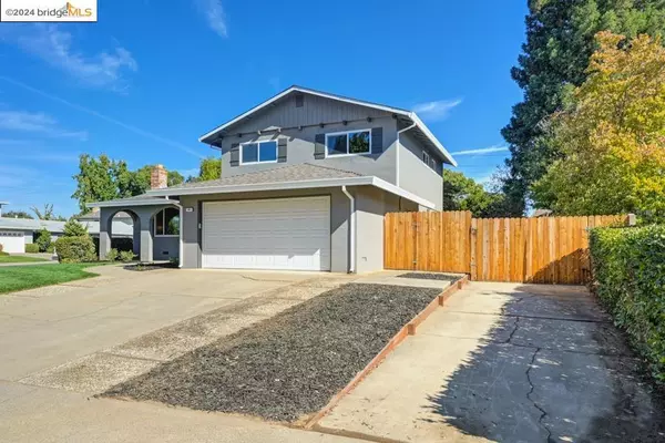 Sacramento, CA 95826,52 Grand Rio Circle