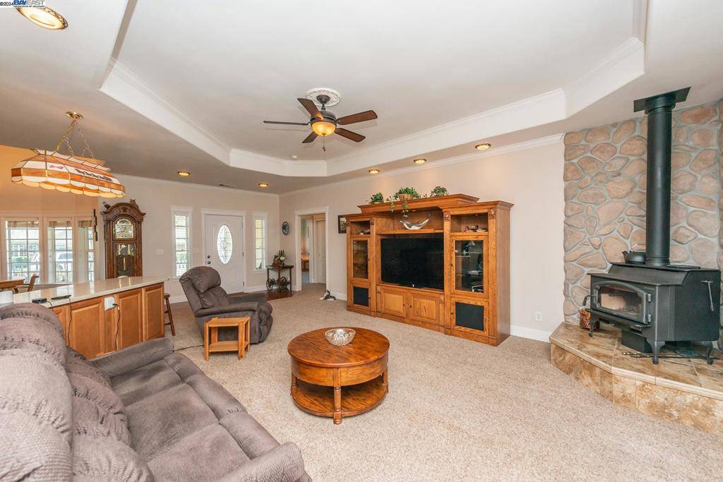 Weaverville, CA 96093,20 Taylor St