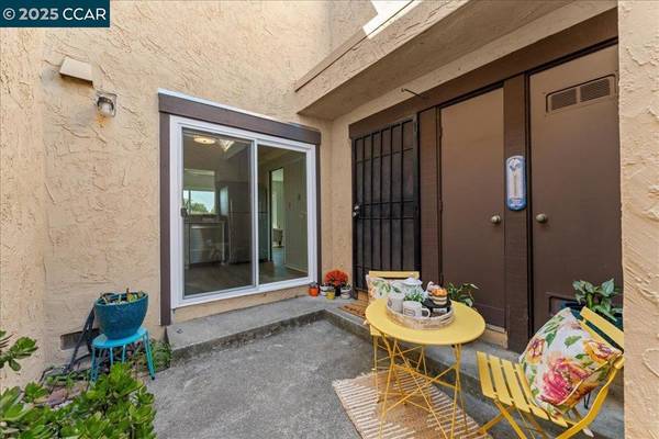San Pablo, CA 94806,74 Villa Dr