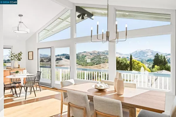 Moraga, CA 94556,279 Birchwood Drive