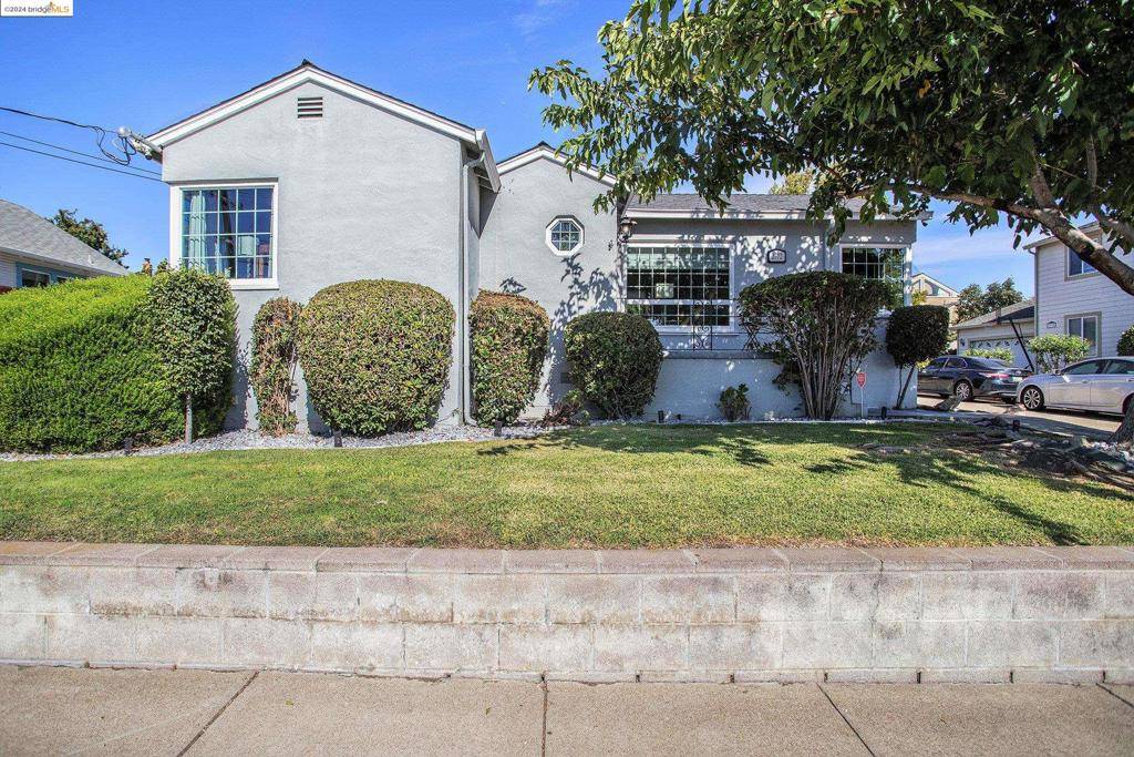 Castro Valley, CA 94546,2772 Somerset Ave