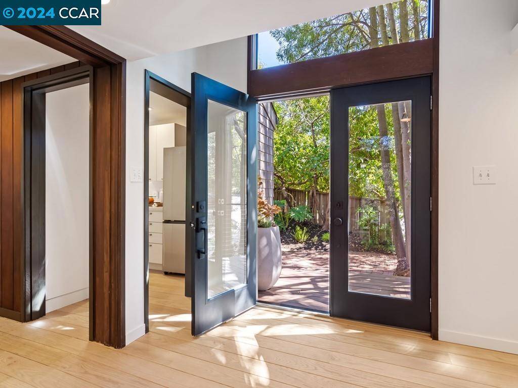 Orinda, CA 94563,27 Charles Hill Cir