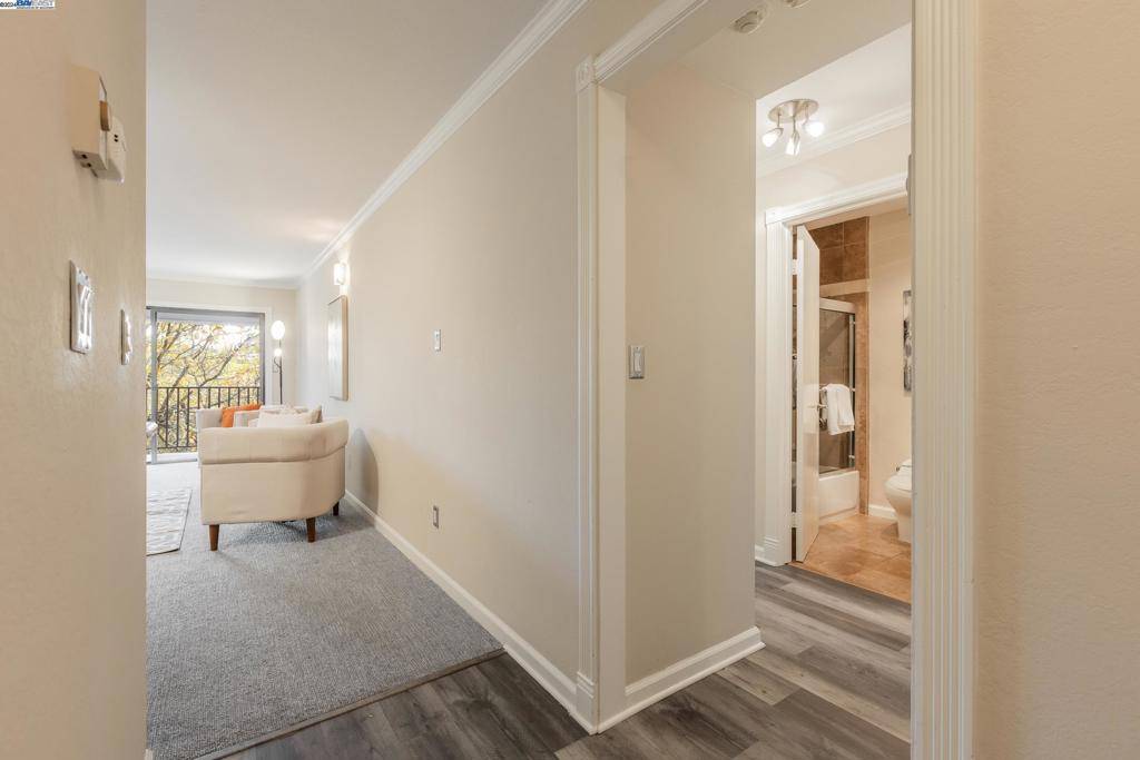 Kentfield, CA 94904,641 Via Casitas