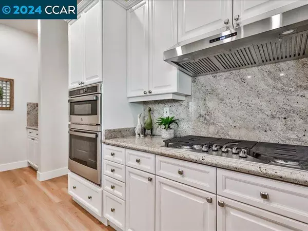 El Dorado Hills, CA 95762,3790 Park Dr