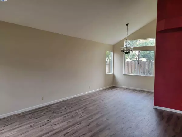 Pittsburg, CA 94565,239 Pebble Beach Loop