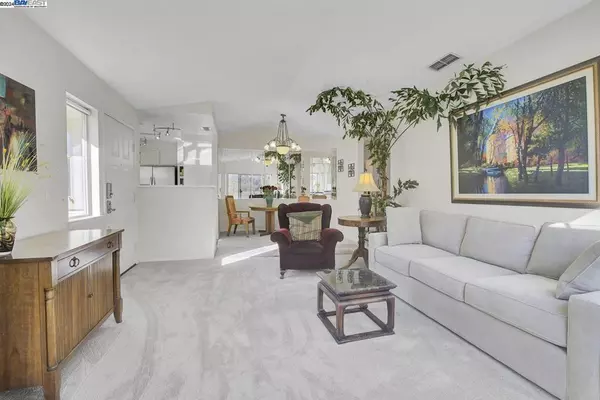 Hercules, CA 94547,260 Napoli Court