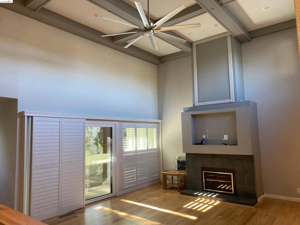 Pleasant Hill, CA 94523,190 Cleaveland Rd #12