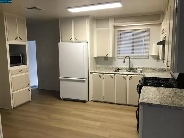 San Pablo, CA 94806,16401 San Pablo