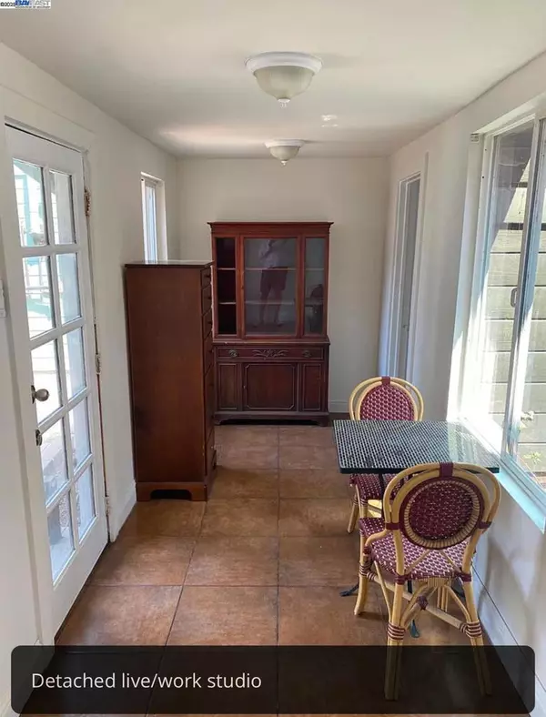 Oakland, CA 94607,1832 Peralta