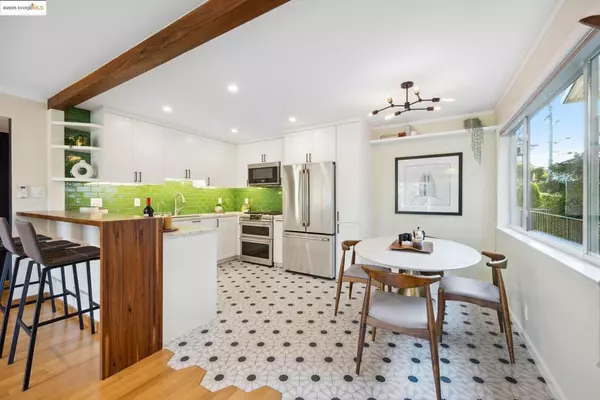 Oakland, CA 94602,1124 Hollywood Ave #2