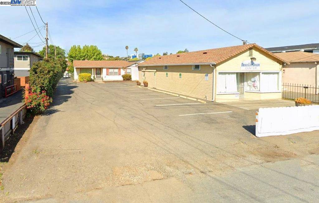 20393 Anita Ave, Castro Valley, CA 94546
