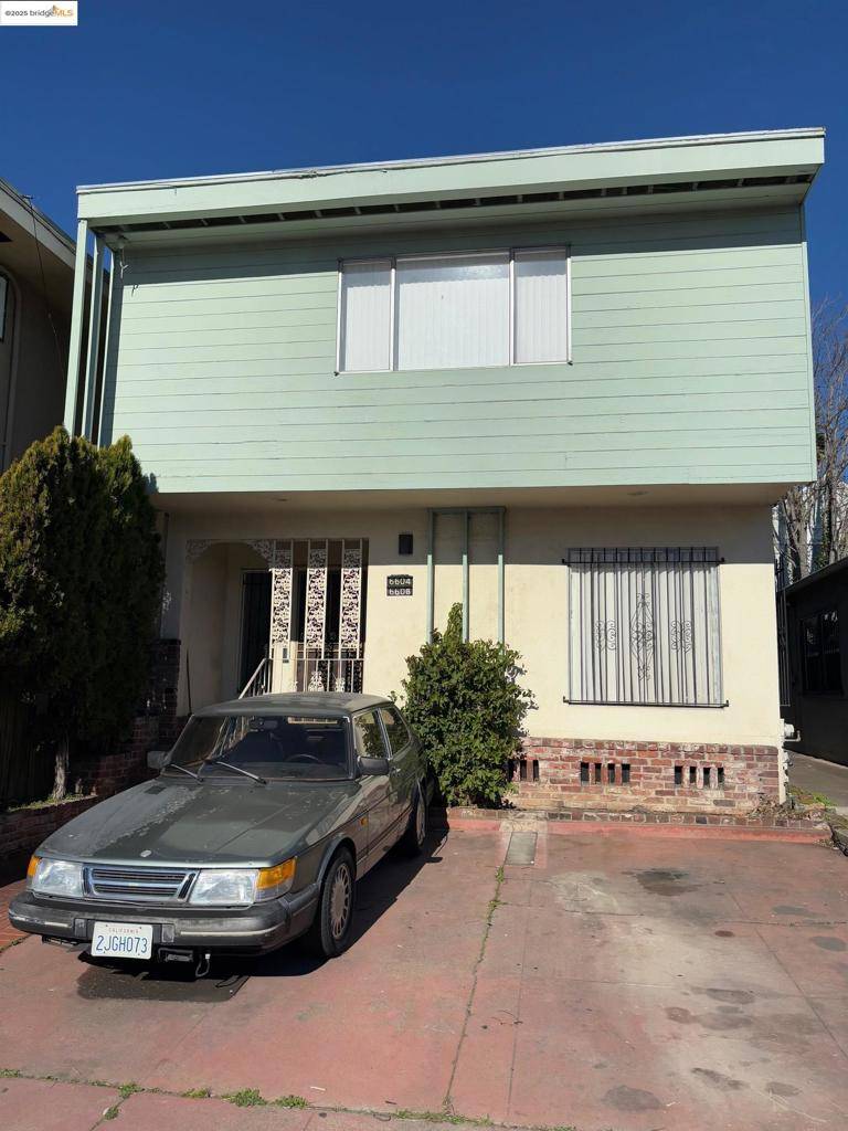 Oakland, CA 94605,6604 Bancroft Ave