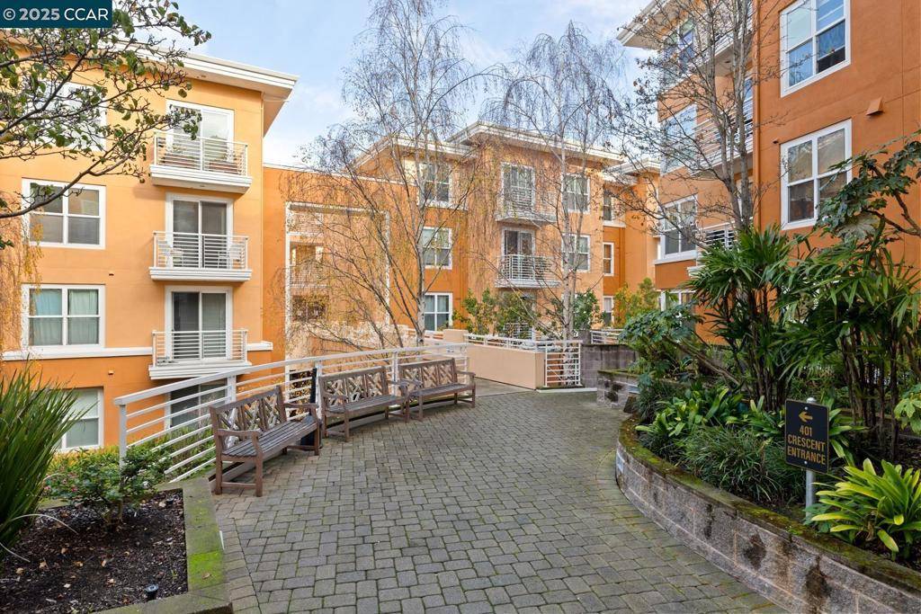 401 Crescent Ct #4206, San Francisco, CA 94134