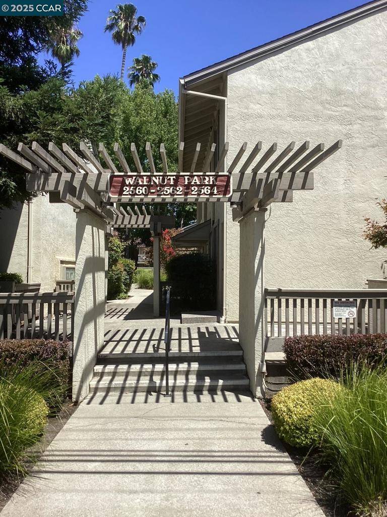 2560 Walnut Blvd ##41, Walnut Creek, CA 94596