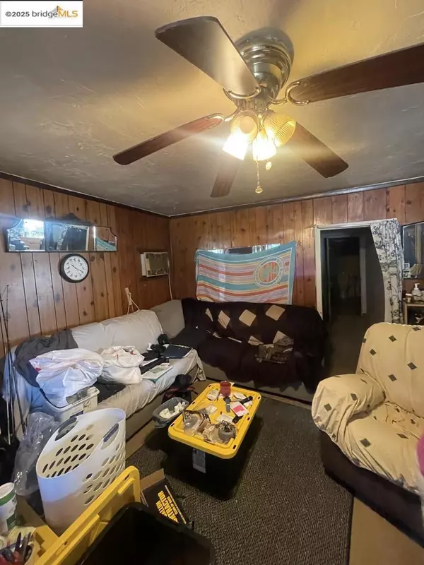 Olivehurst, CA 95961,1817 11th AVE