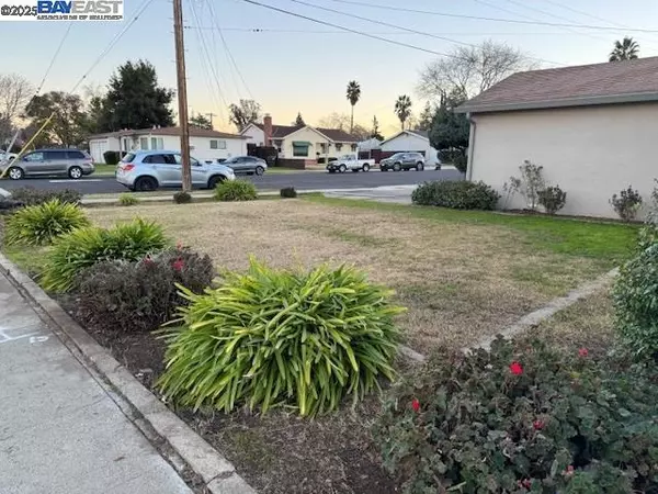Livermore, CA 94550,1205 Marguerite St