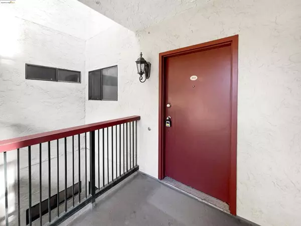 2200 Agnew RD #212, Santa Clara, CA 95054