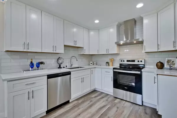 Vallejo, CA 94590,122 Roney Ave