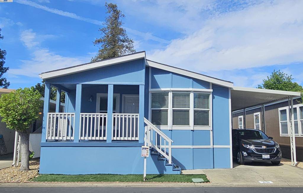 3231 Vineyard Ave., #29, Pleasanton, CA 94566
