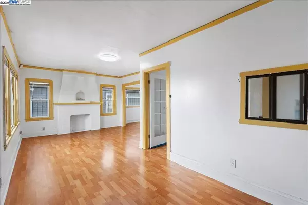 Oakland, CA 94606,2407 19Th Ave