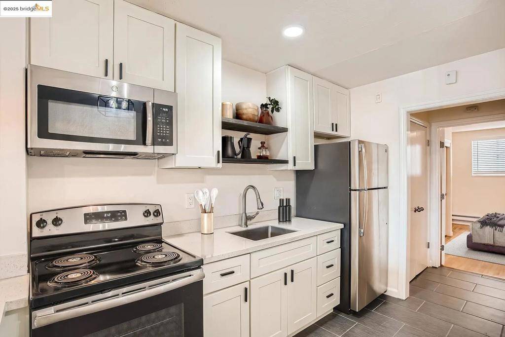 Oakland, CA 94612,1560 Jackson St