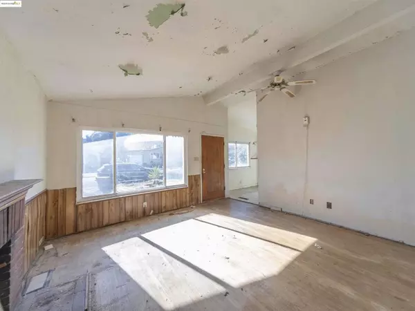 Bay Point, CA 94565,35 Virginia Dr