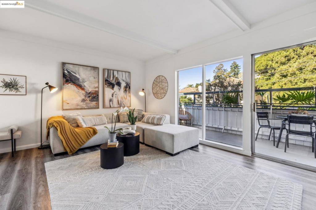 Berkeley, CA 94709,2634 Virginia St #14