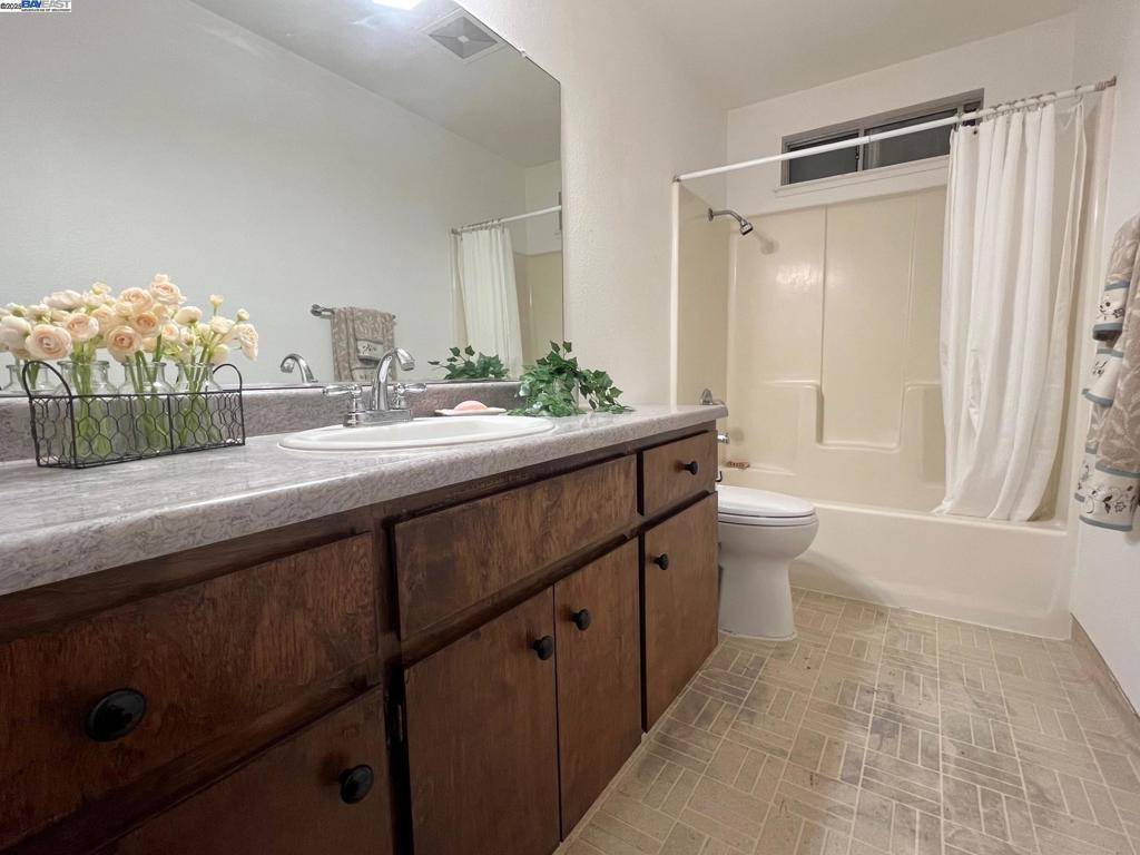 Patterson, CA 95363,1290 Orange Ave
