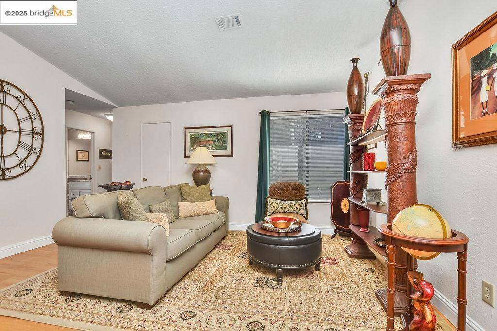 Antioch, CA 94531,2916 Morro Dr