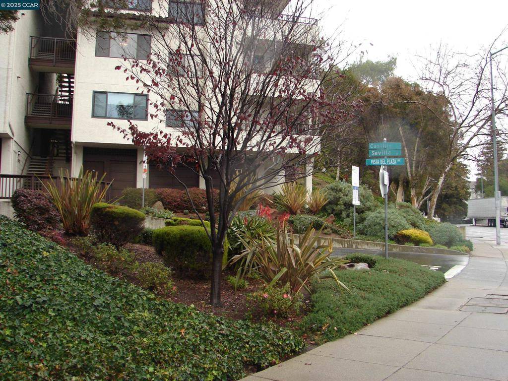 Hayward, CA 94541,Address not disclosed