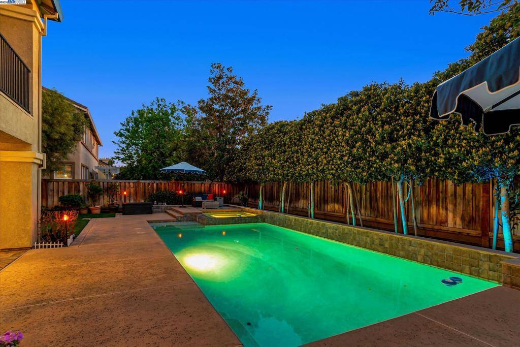 Brentwood, CA 94513,1517 Rampart Way